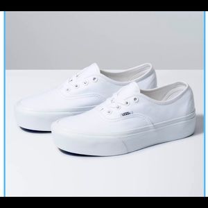 Vans Women's Doheny Sneaker